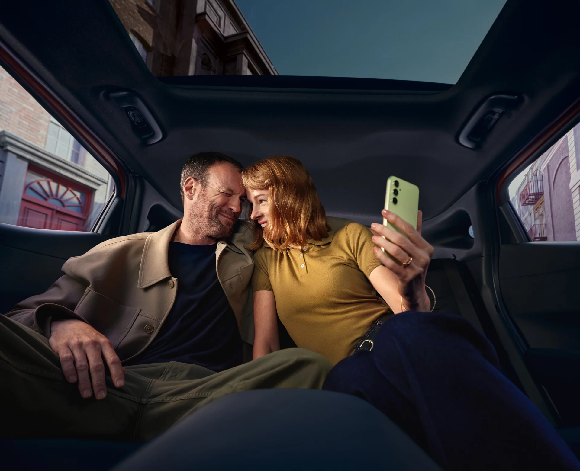 Passagers à l'arrière de la Hyundai IONIQ 3