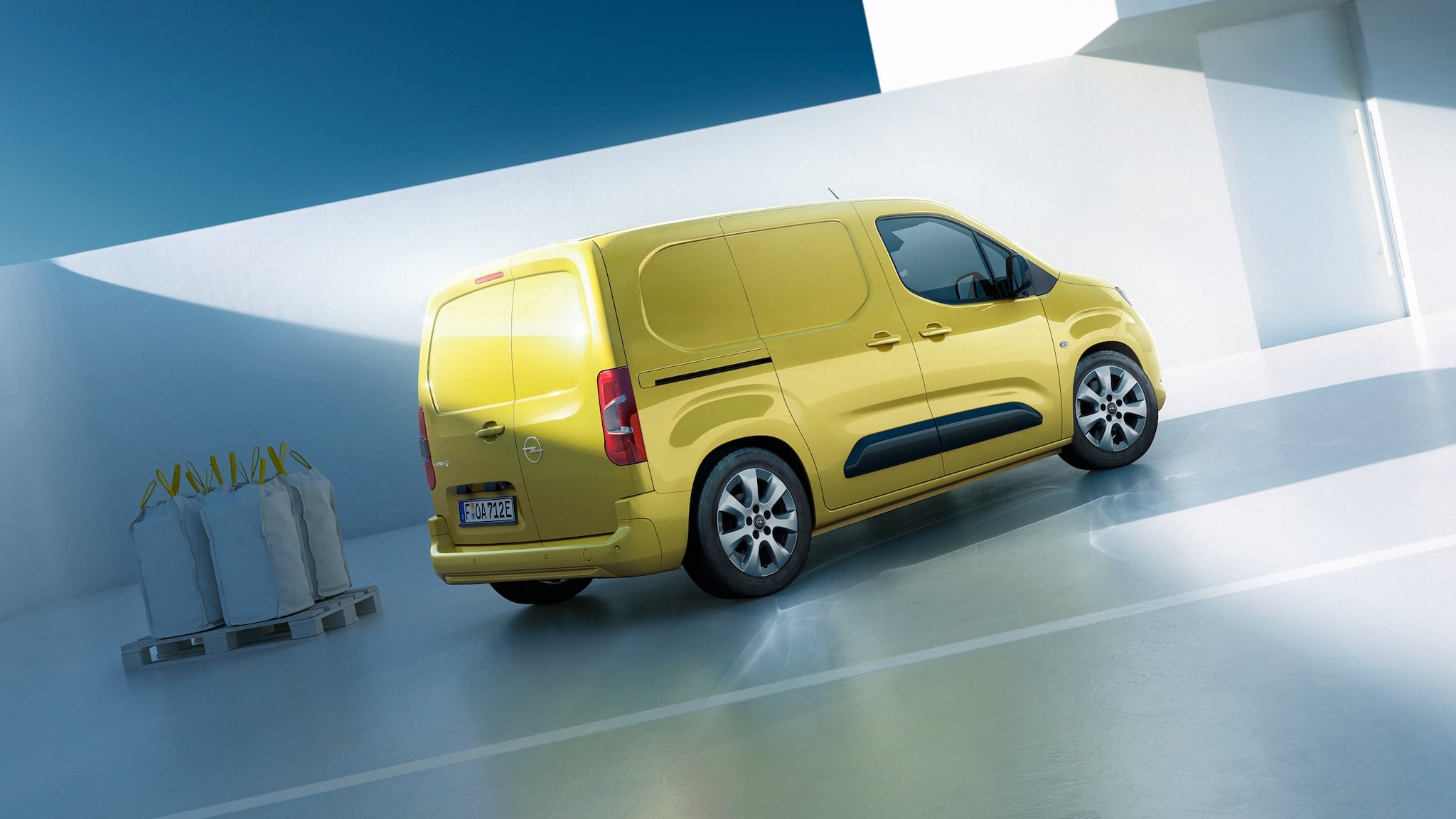 Opel Combo Cargo Electric jaune