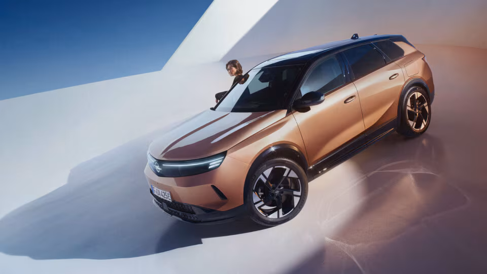 Opel Grandland Electric cuivré